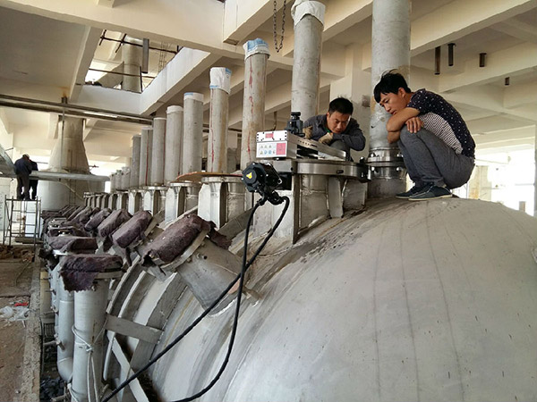 法蘭面端加工機現(xiàn)場施工